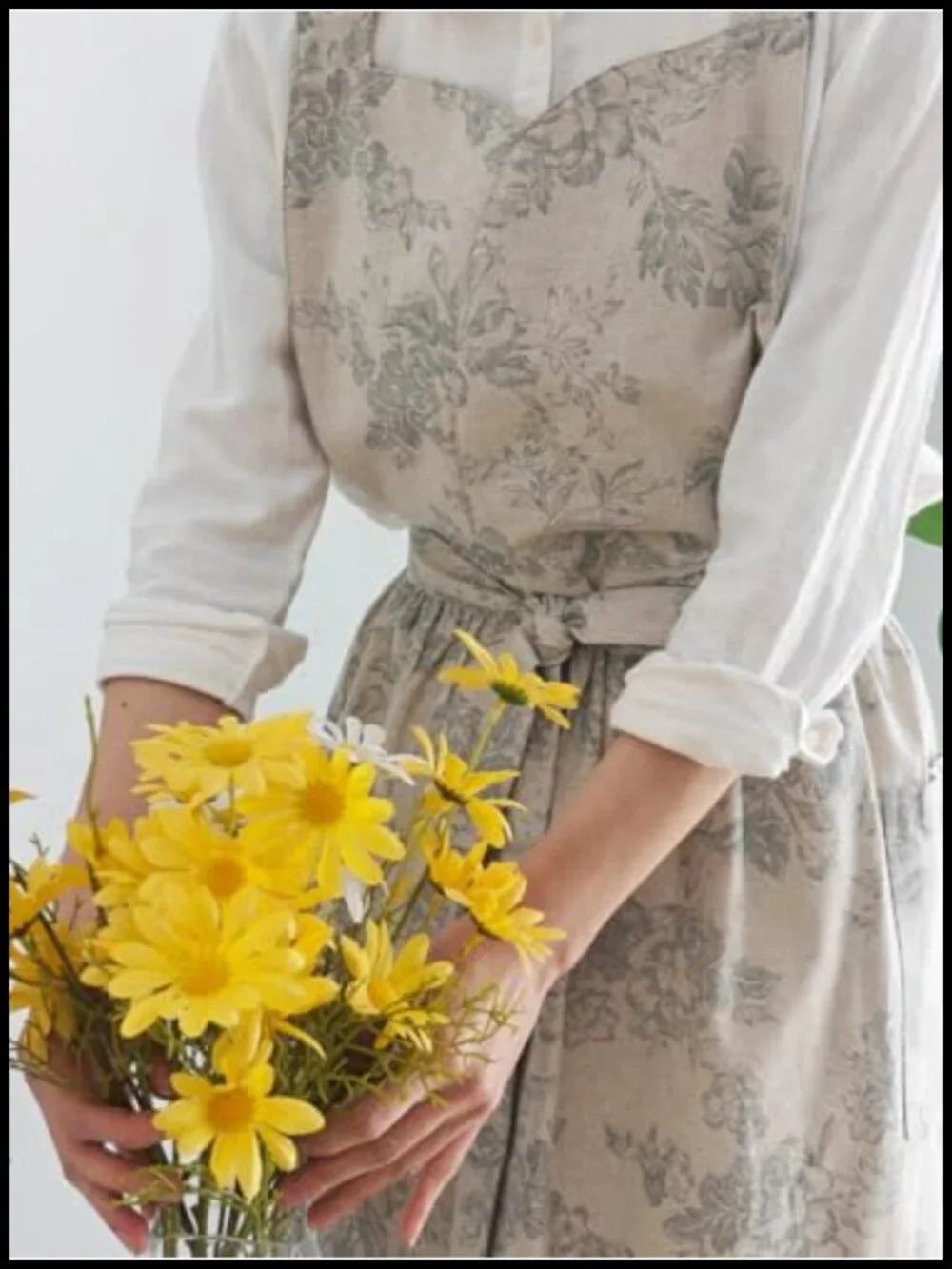 Cotton Linen Blend Adjustable Waist Apron with Pocket for Cooking Baking Garden